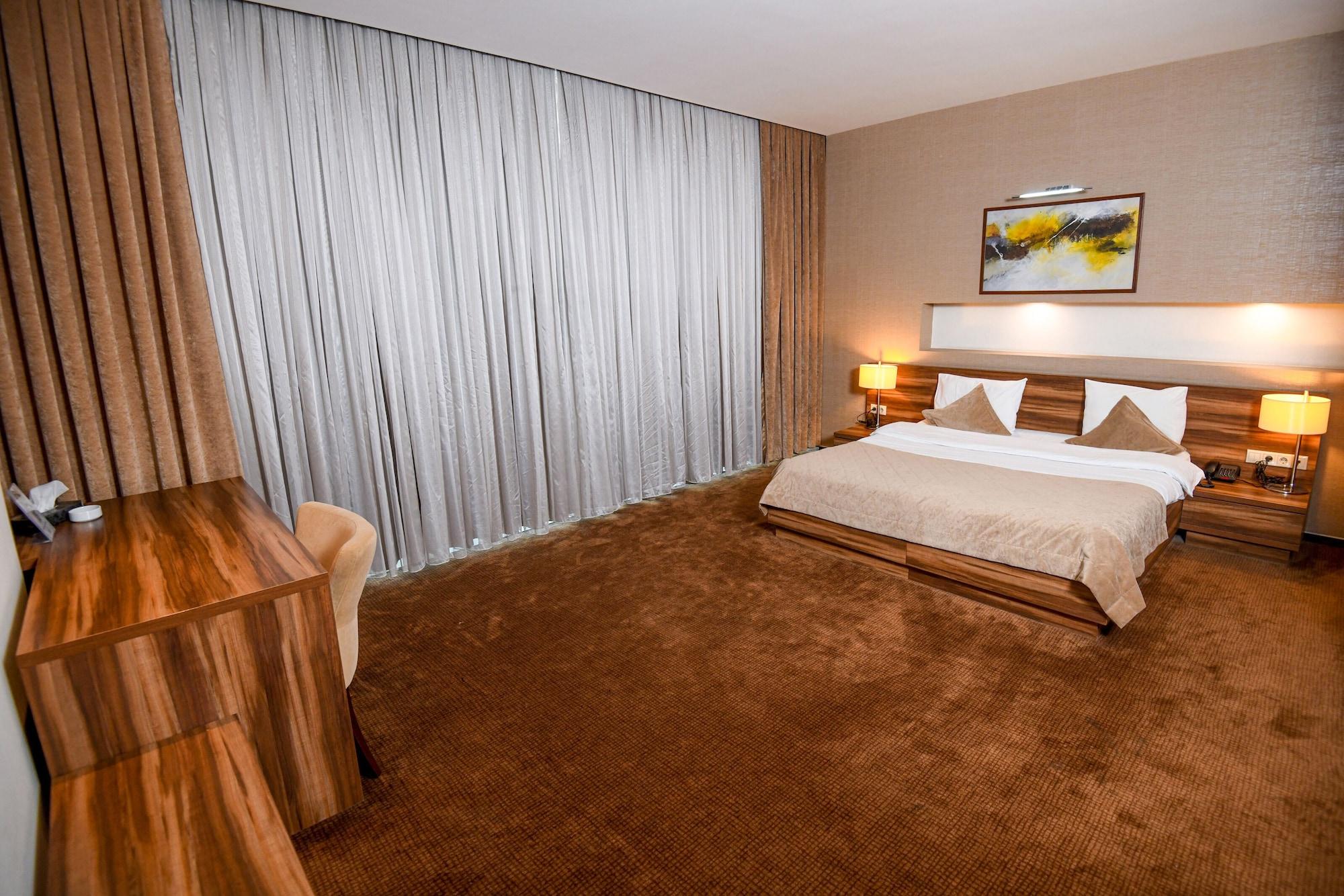 Avenue Hotel באקו מראה חיצוני תמונה