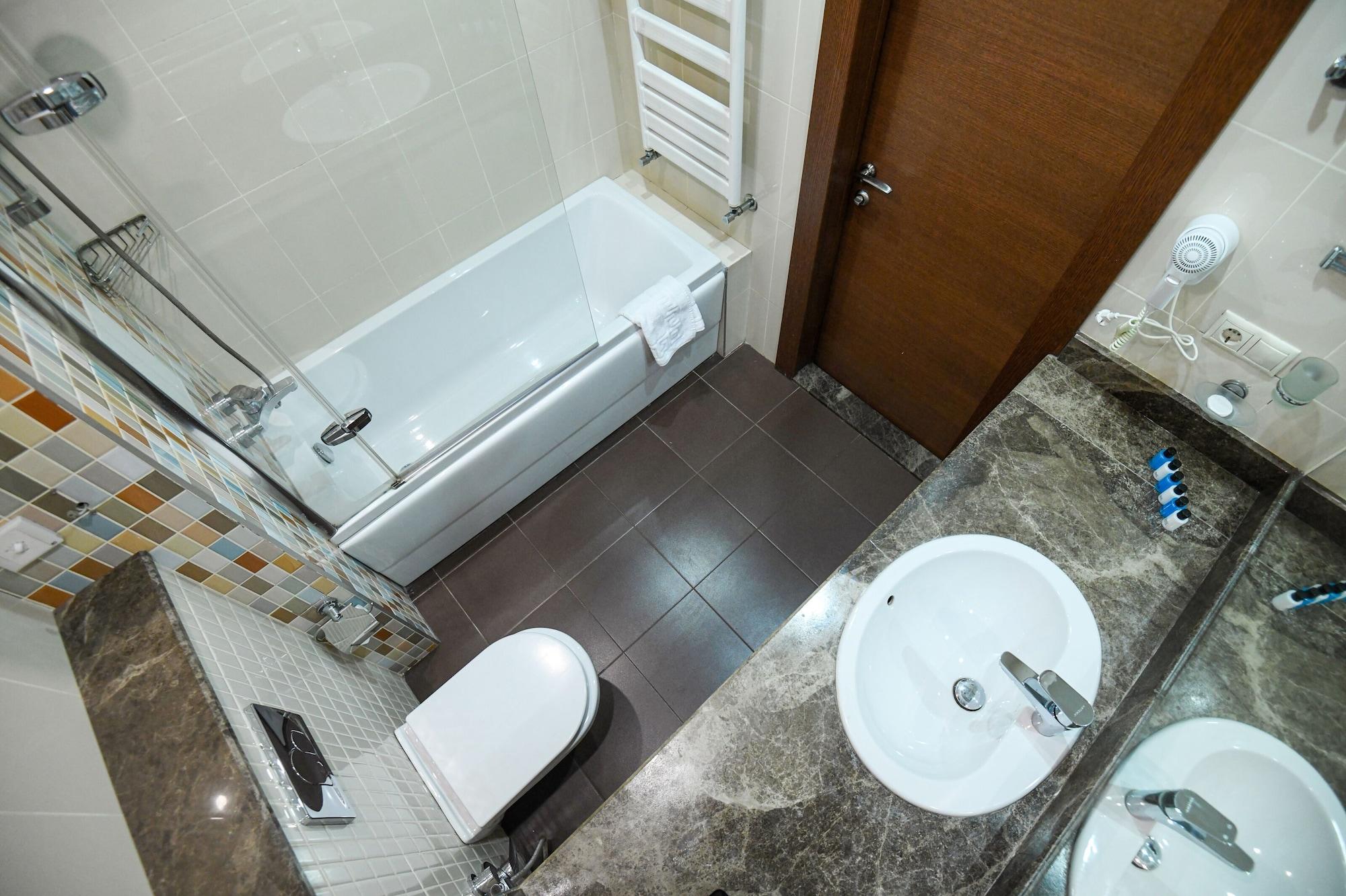 Avenue Hotel באקו מראה חיצוני תמונה