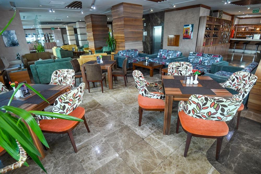 Avenue Hotel באקו מראה חיצוני תמונה