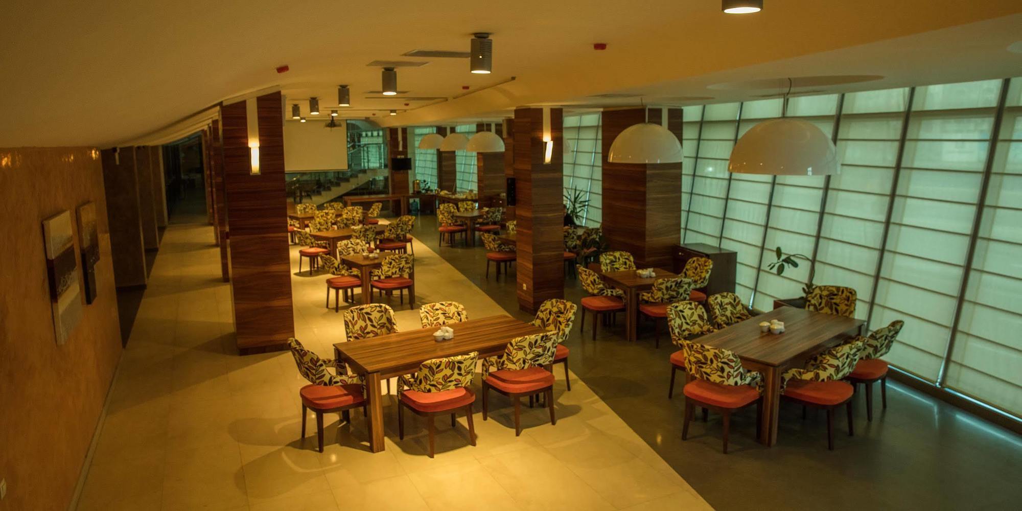 Avenue Hotel באקו מראה חיצוני תמונה